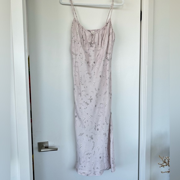 Aritzia: Bellow Midi Dress - Picture 3 of 4